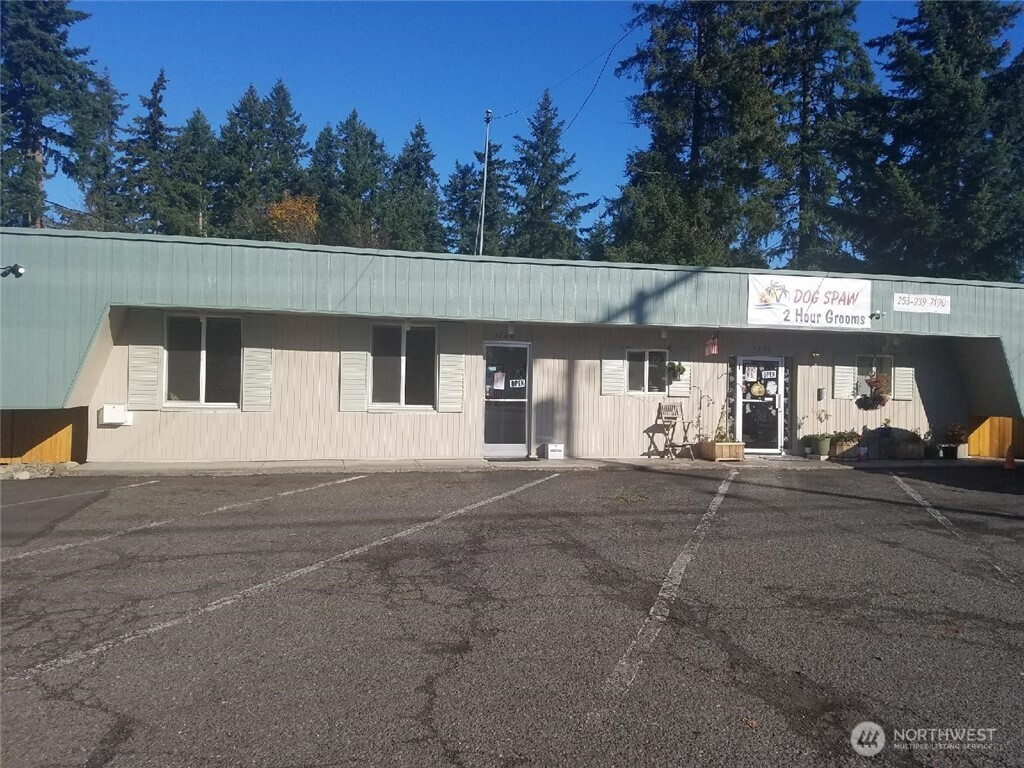 3220 Auburn Way S, Auburn, WA 98092