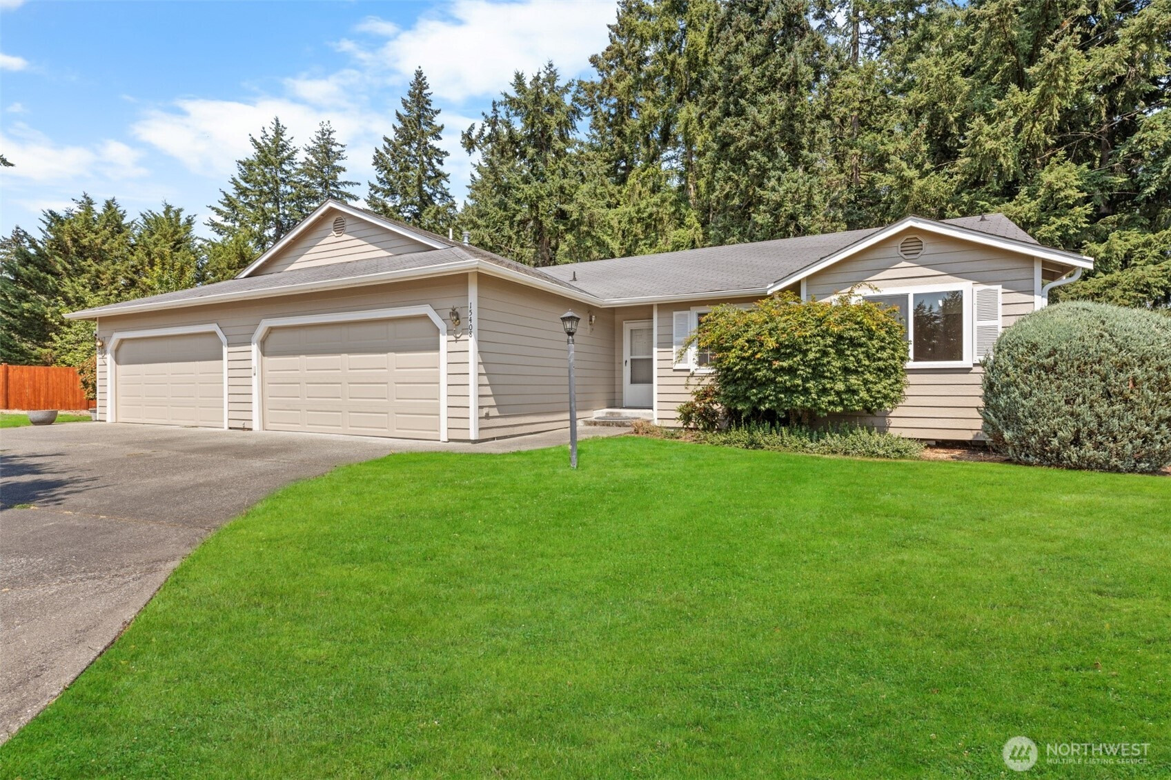 15408 8th Avenue Ct E, Tacoma, WA 98445