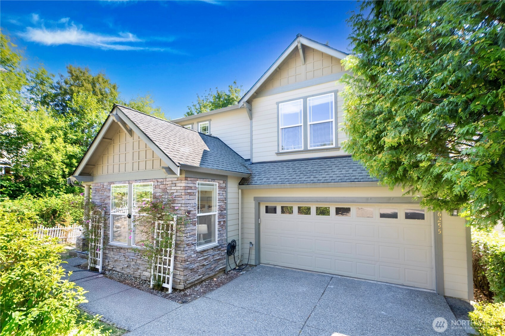 16255 SE 66th Street, Bellevue, WA 98006