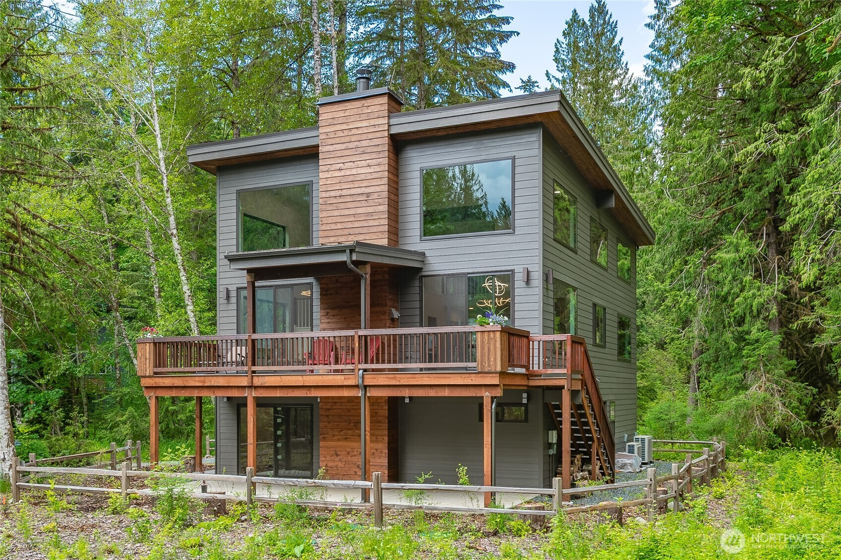12031 Shuksan Rim Drive, Deming, WA 98244