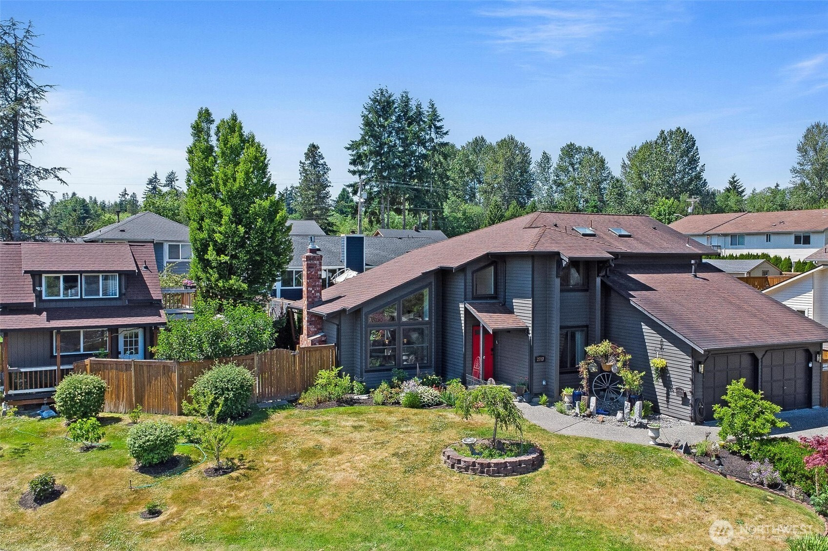 2717 210th Street SW, Lynnwood, WA 98036