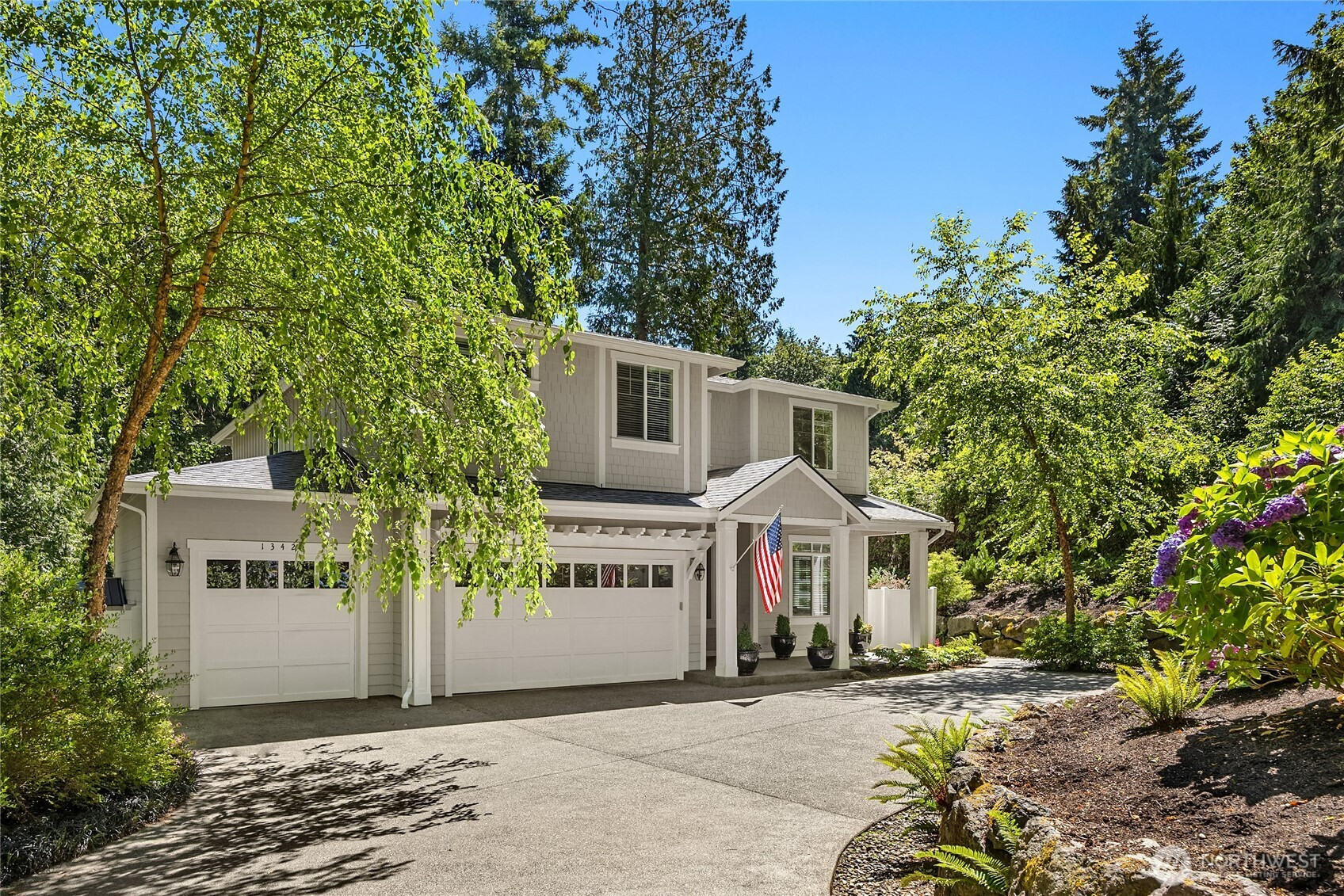 13424 N Madison Avenue NE, Bainbridge Island, WA 98110