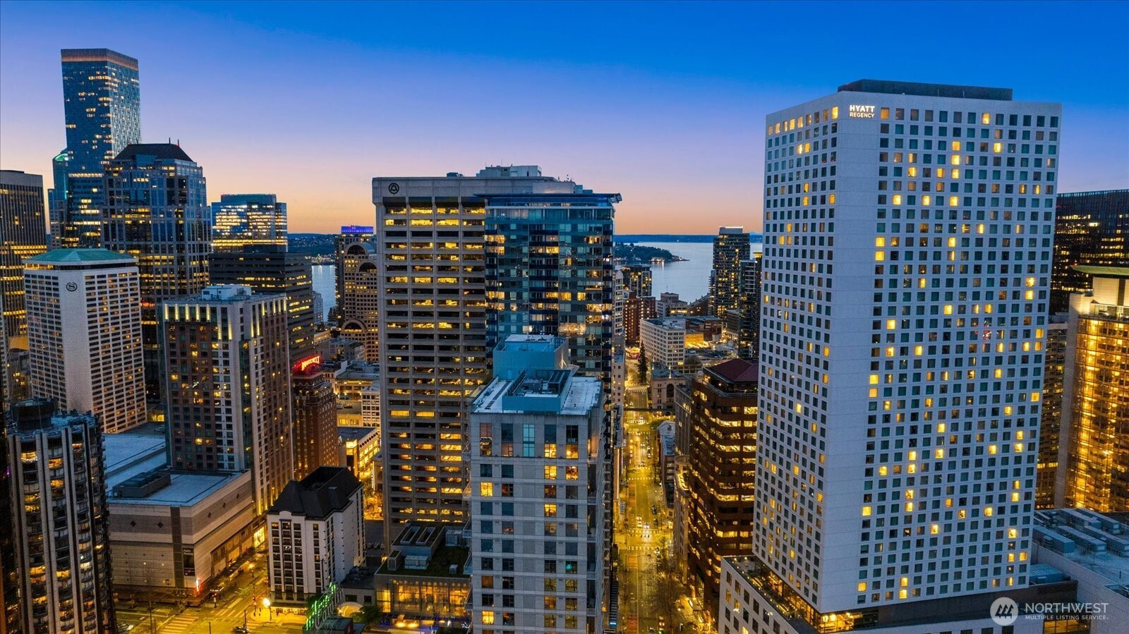 737 Olive Way, Seattle, WA 98101