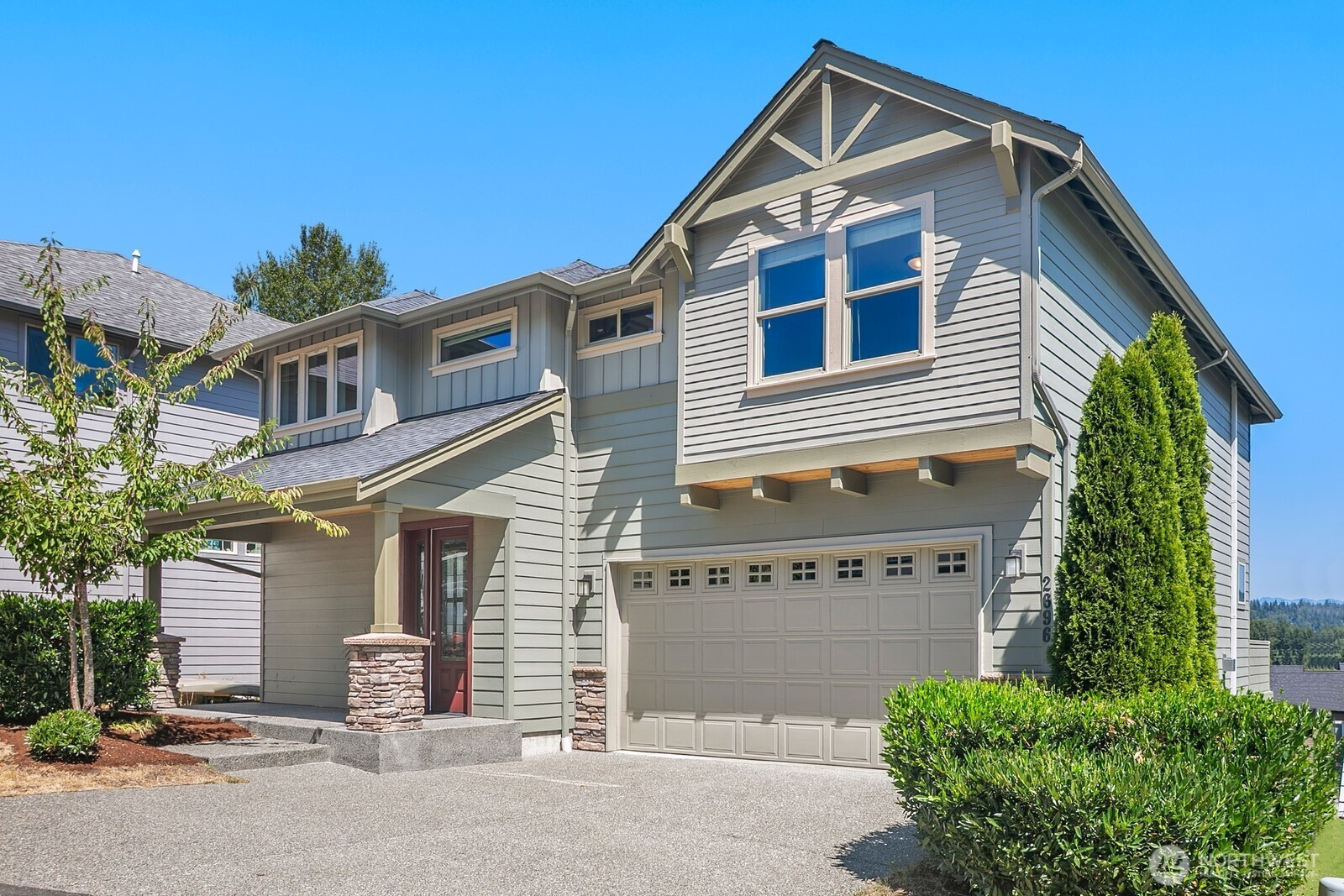 2696 NW Pine Cone Place, Issaquah, WA 98027