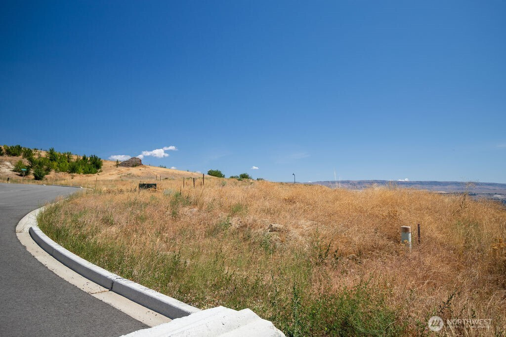 0 Lot 10 Ridgefield Way, Wenatchee, WA 98801