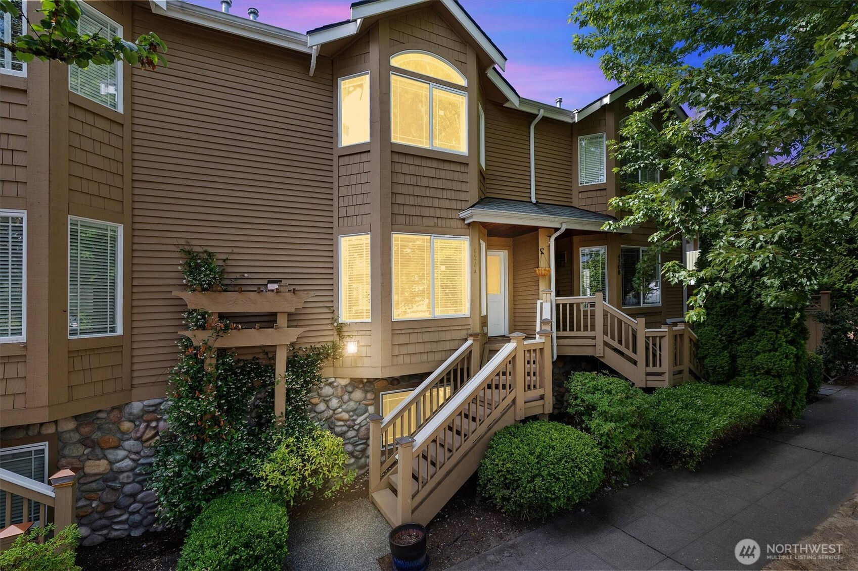 420 NE Maple Leaf Place, Seattle, WA 98115