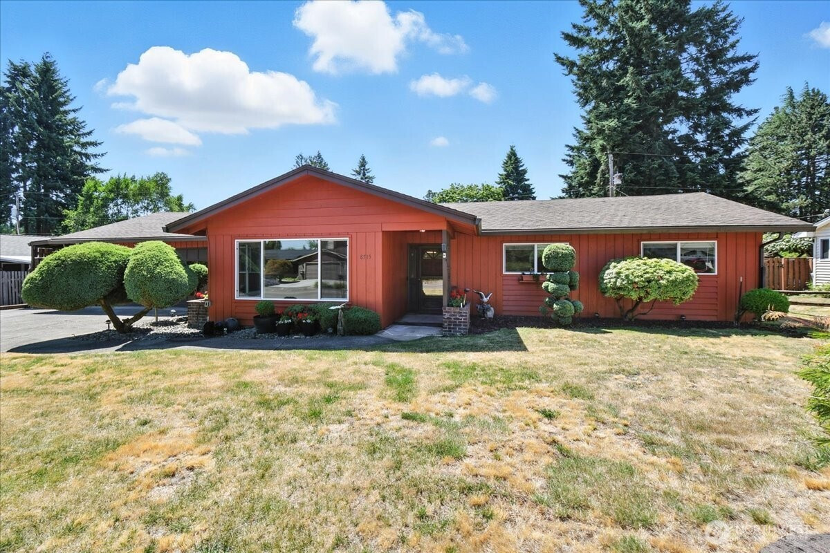 8715 NE 58th Street, Vancouver, WA 98662