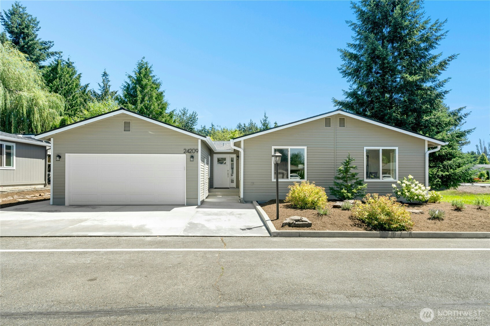24209 10th Place W, Bothell, WA 98021