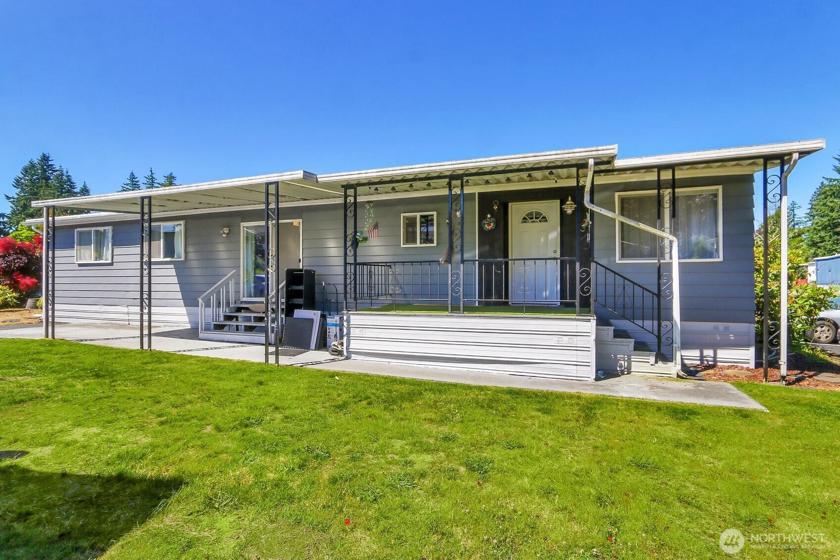 11622 Silver Lake Road, Everett, WA 98208