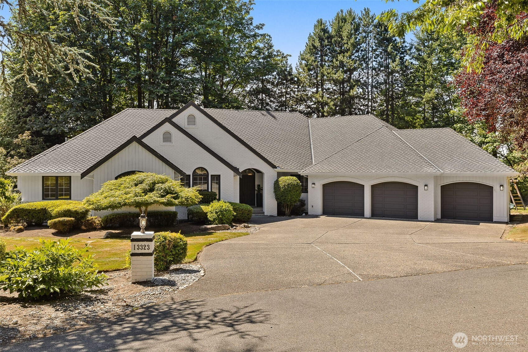 13323 211st Place NE, Woodinville, WA 98077