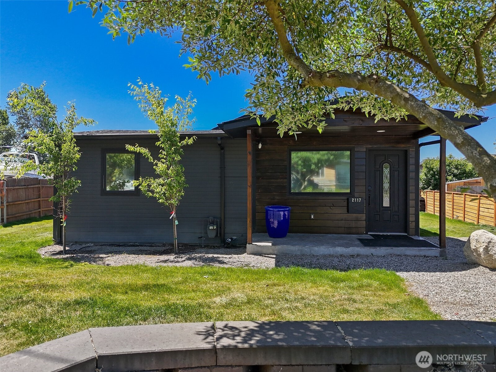 2117 NE 6th Place, Renton, WA 98056