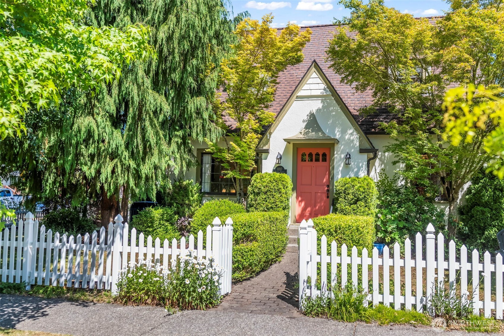 1017 N Junett Street, Tacoma, WA 98406