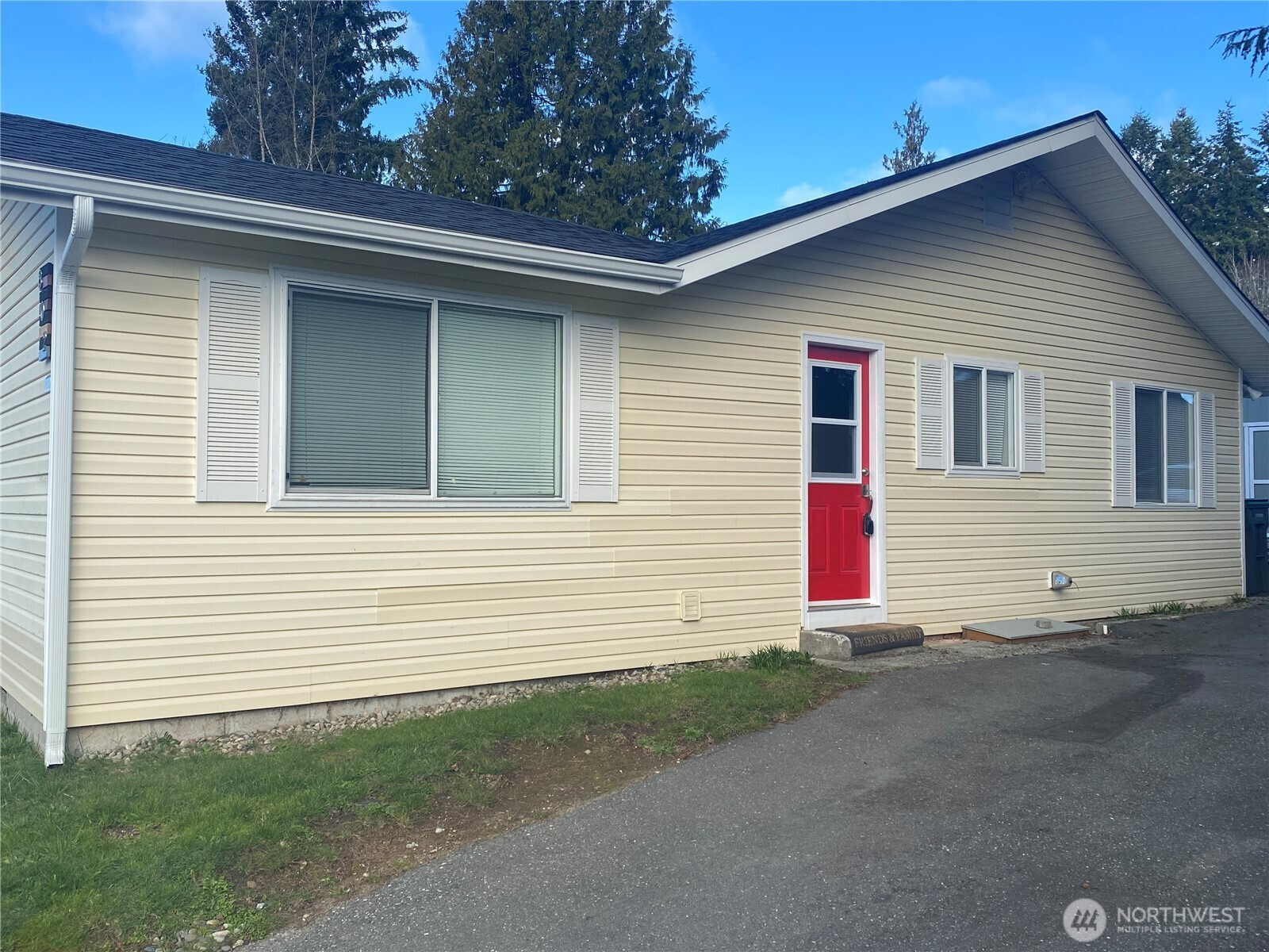 802 Hanford Avenue, Bremerton, WA 98310