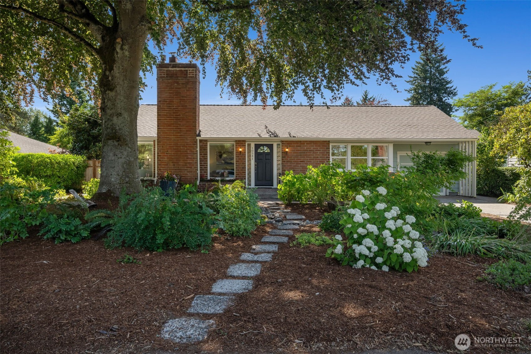 10541 20th Avenue NE, Seattle, WA 98125