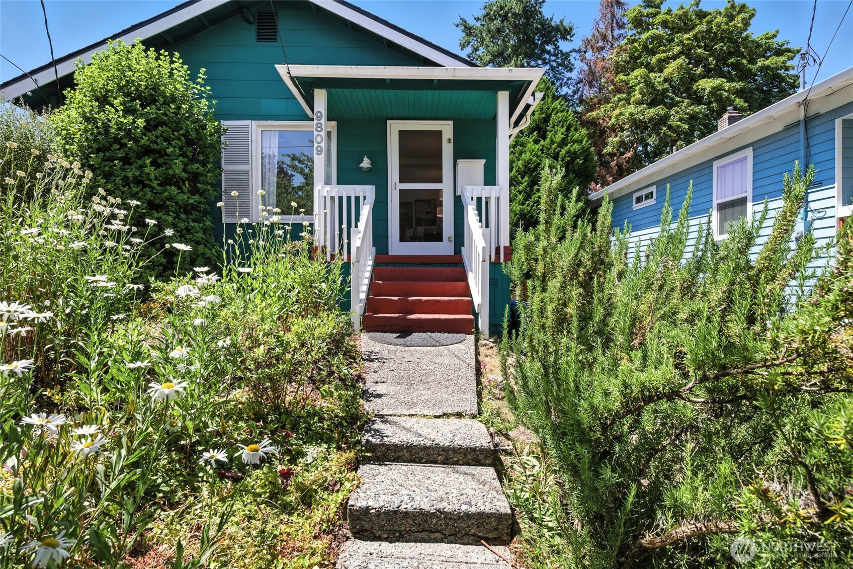 9809 57th Avenue S, Seattle, WA 98118