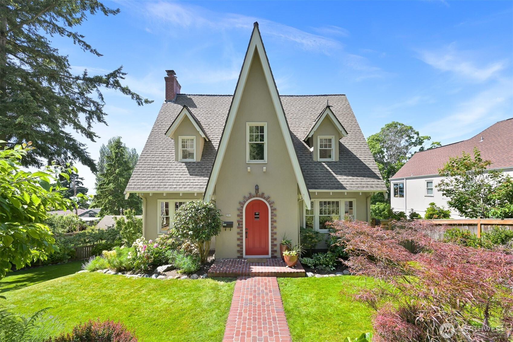 251 N Garden Street, Bellingham, WA 98225