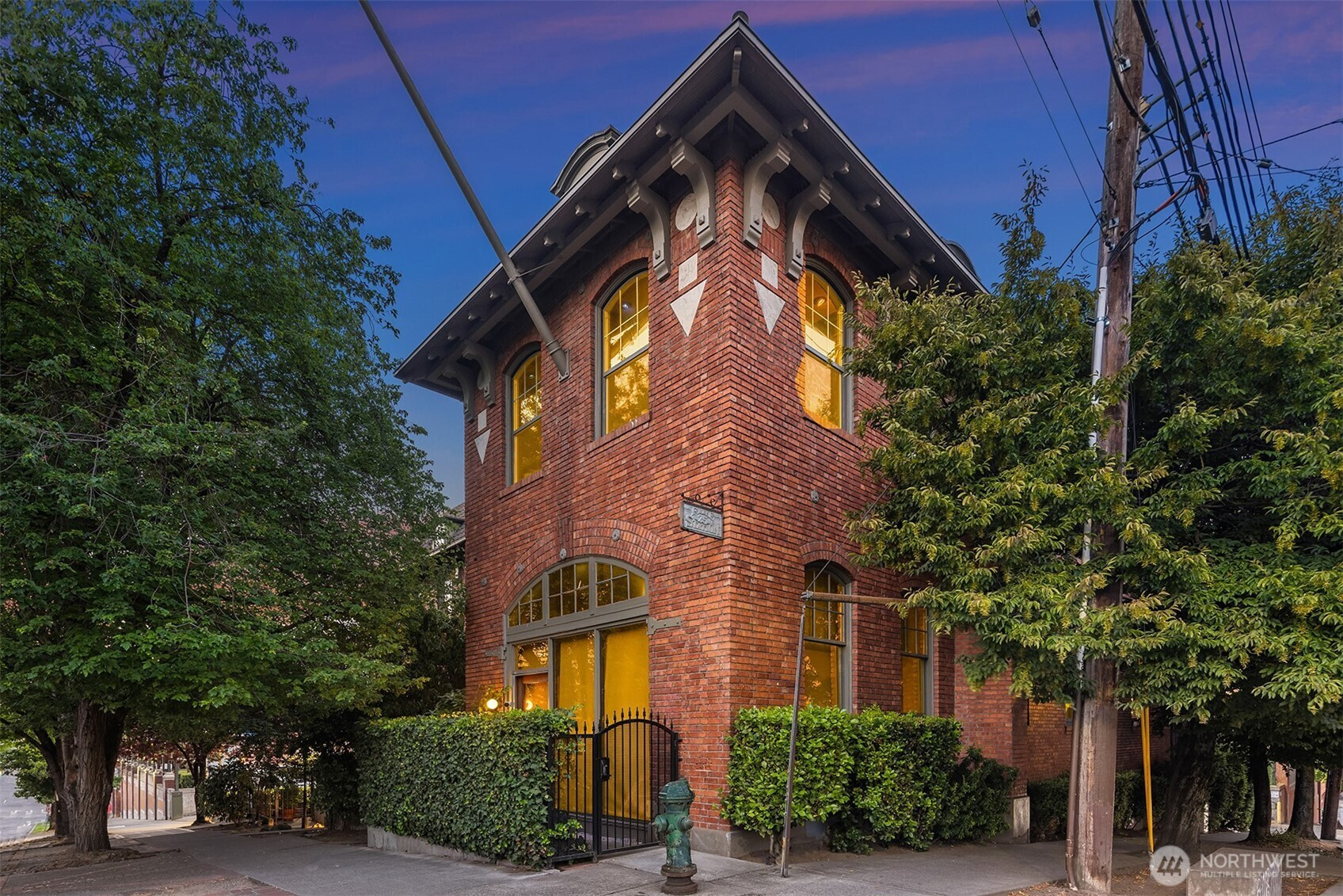 1406 Harvard Avenue, Seattle, WA 98122