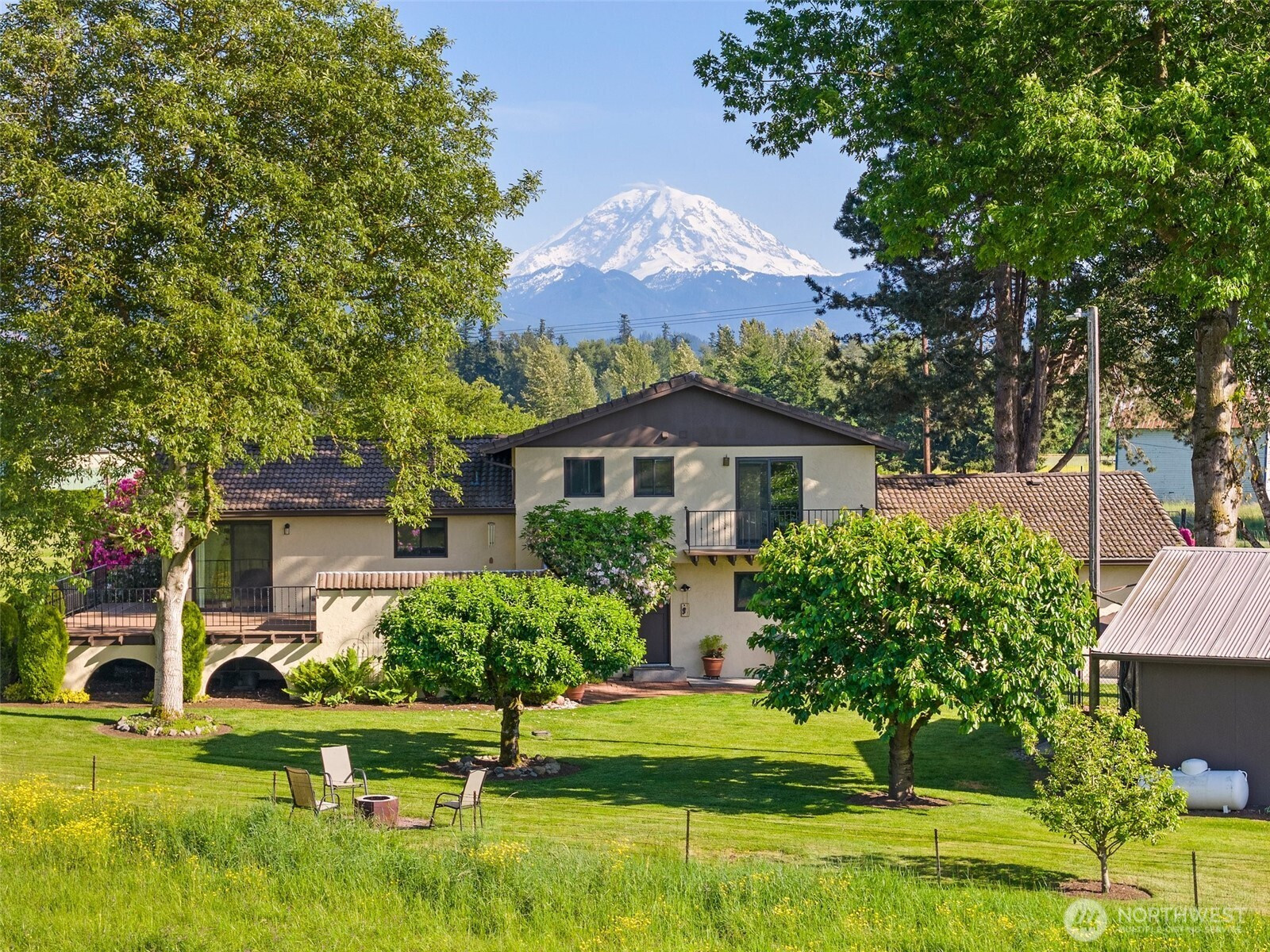 42320 236th Avenue SE, Enumclaw, WA 98022