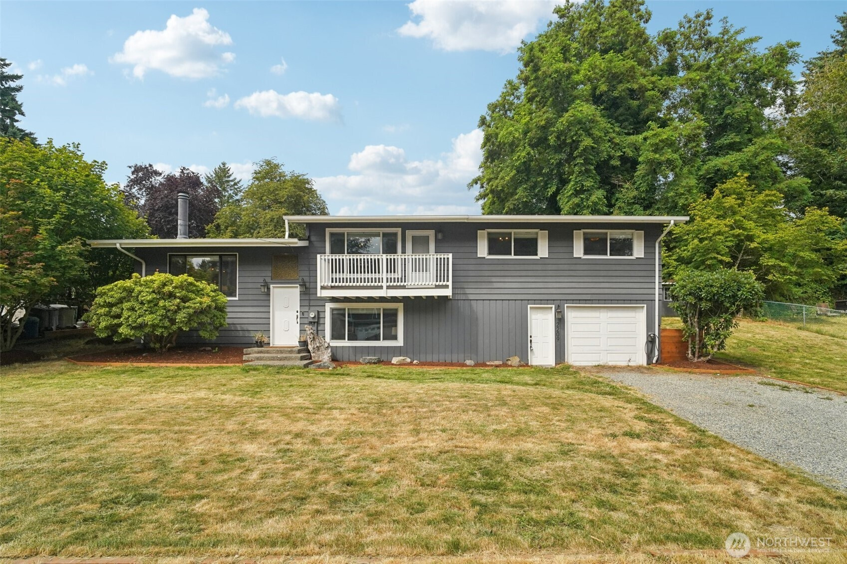 2209 Jones Avenue NE, Renton, WA 98056
