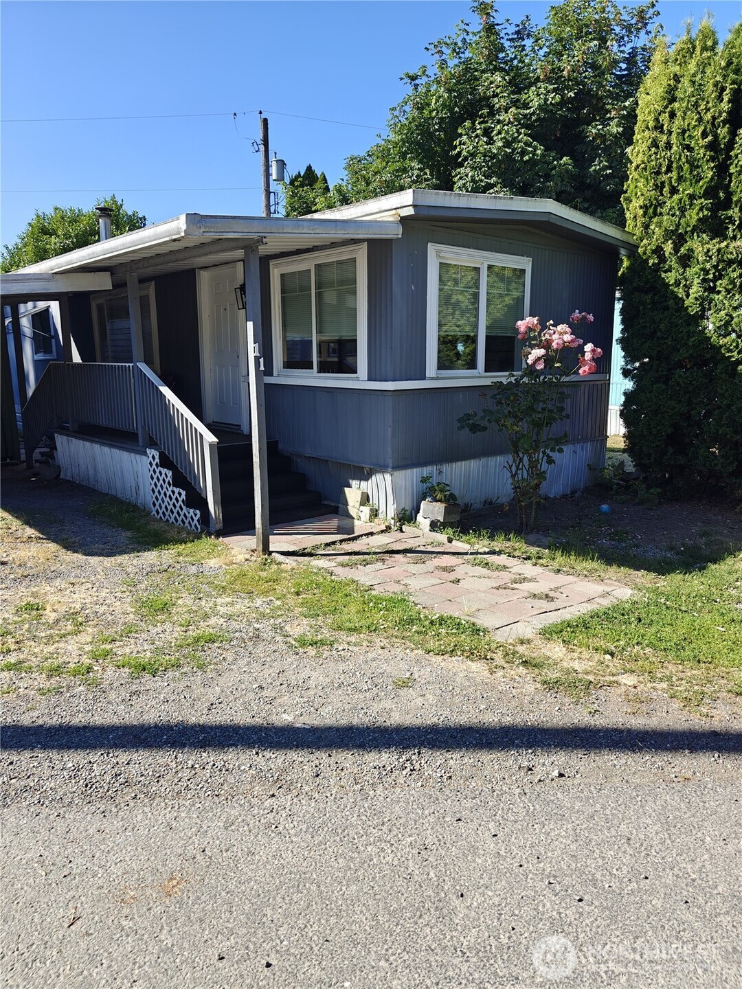 1720 Maple Lane, Kent, WA 98030