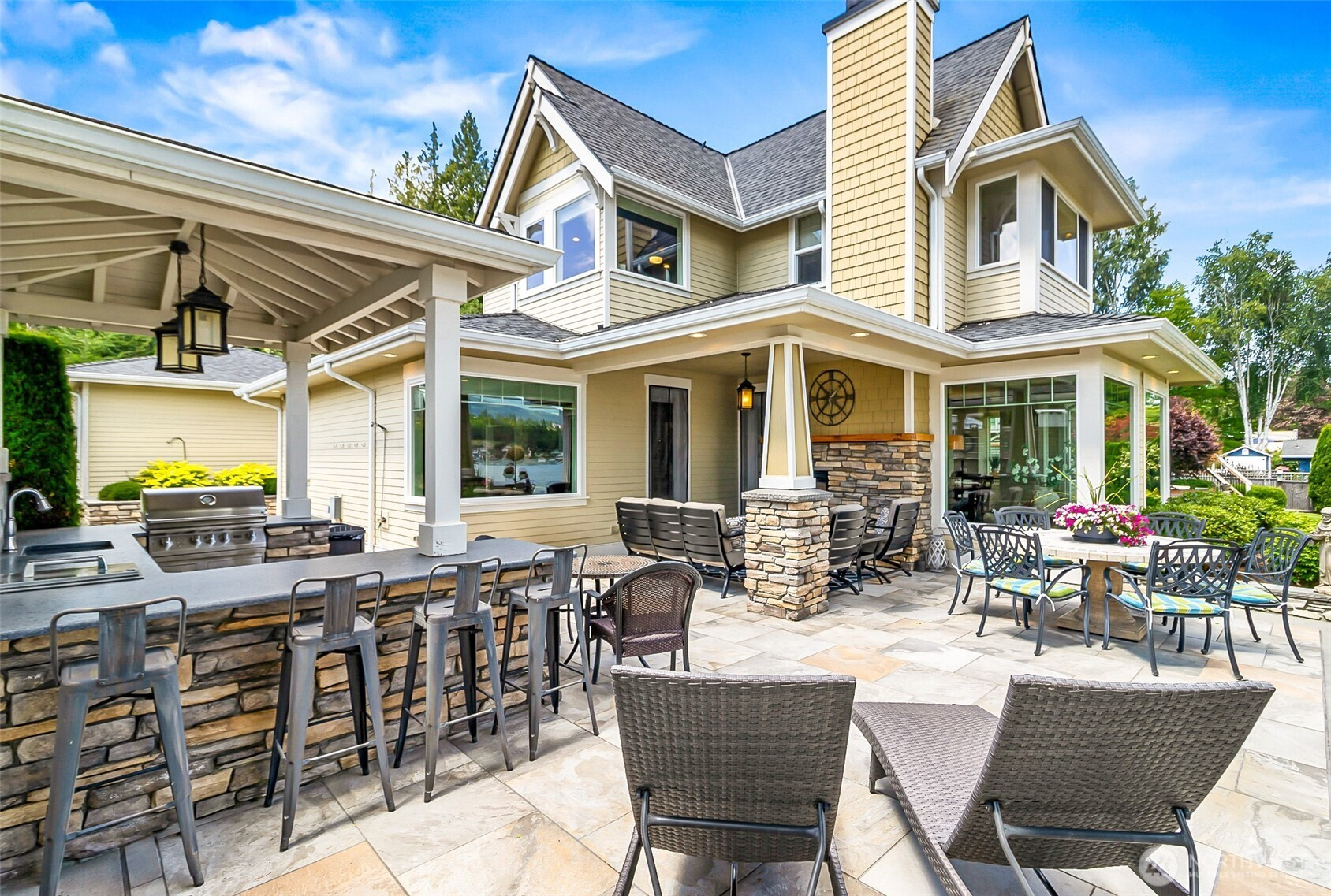 17835 W Big Lake Boulevard, Mount Vernon, WA 98274