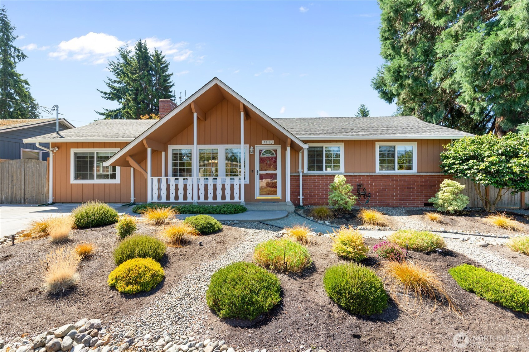 7110 192nd Place SW, Lynnwood, WA 98036