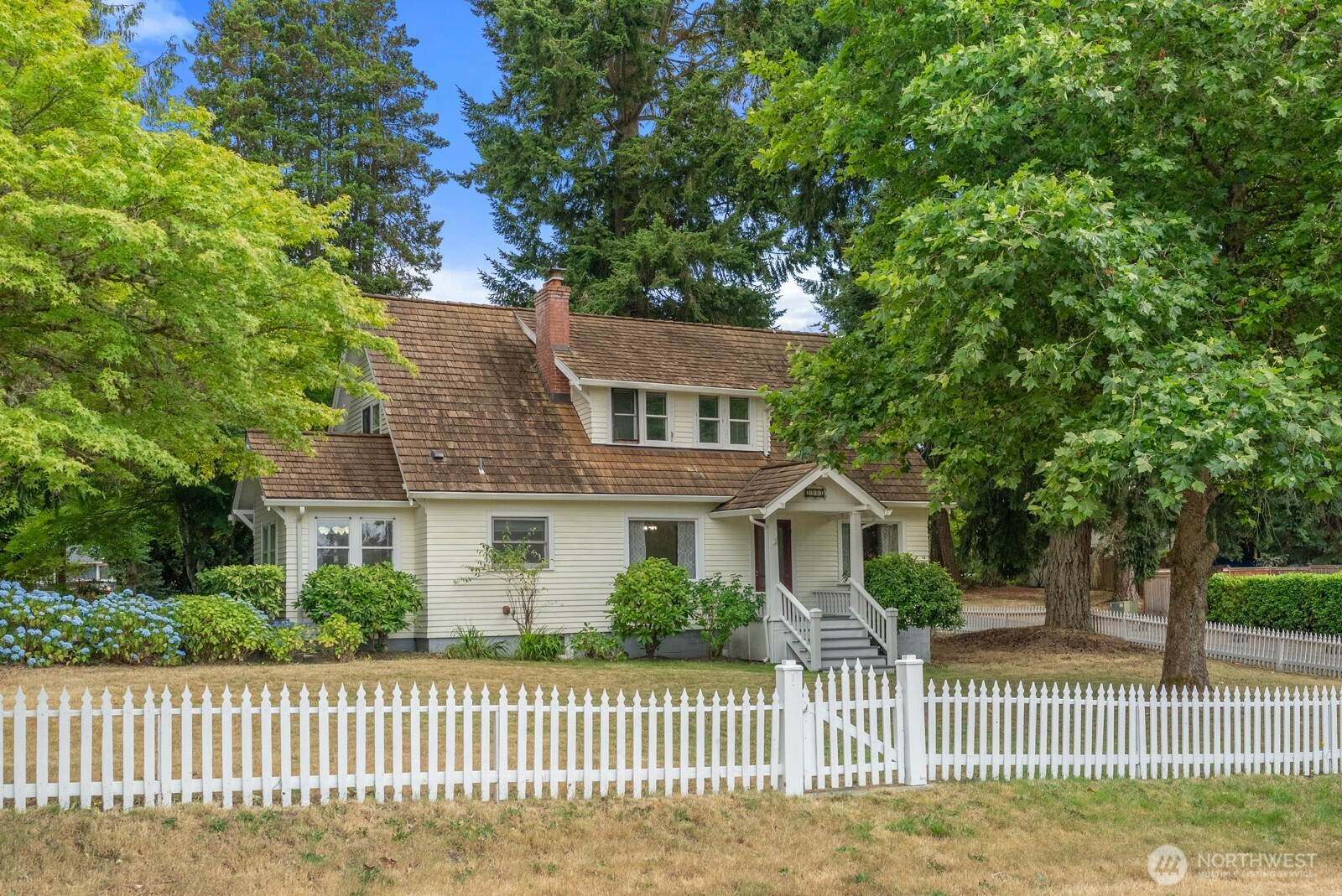 1404 Adams Street, Steilacoom, WA 98388