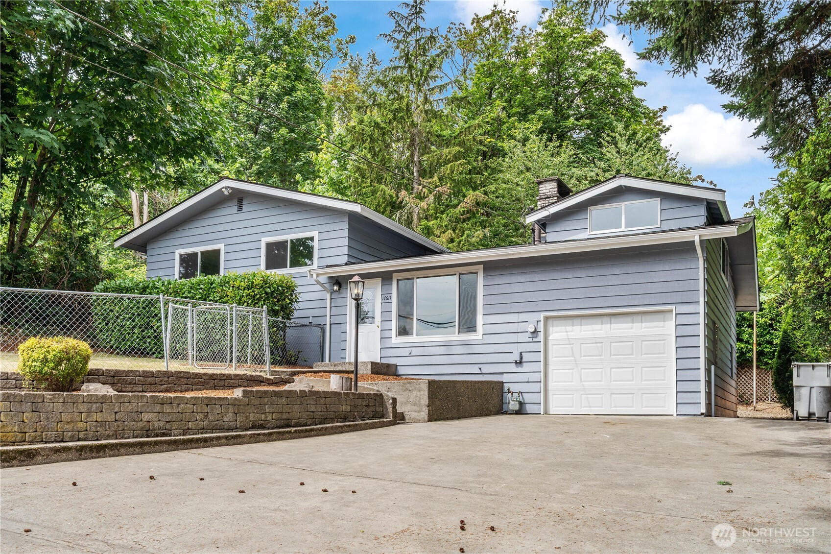 17611 118th Avenue SE, Renton, WA 98058