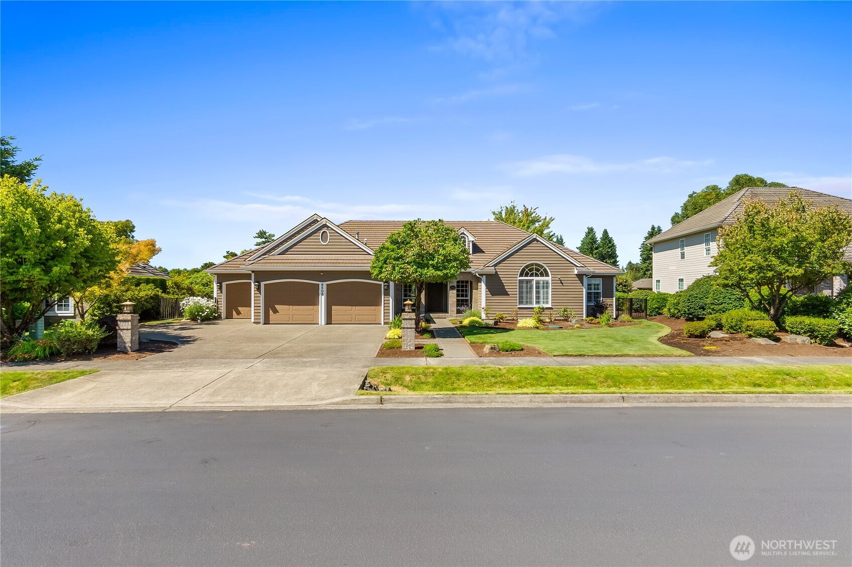 6505 Troon Lane SE, Olympia, WA 98501