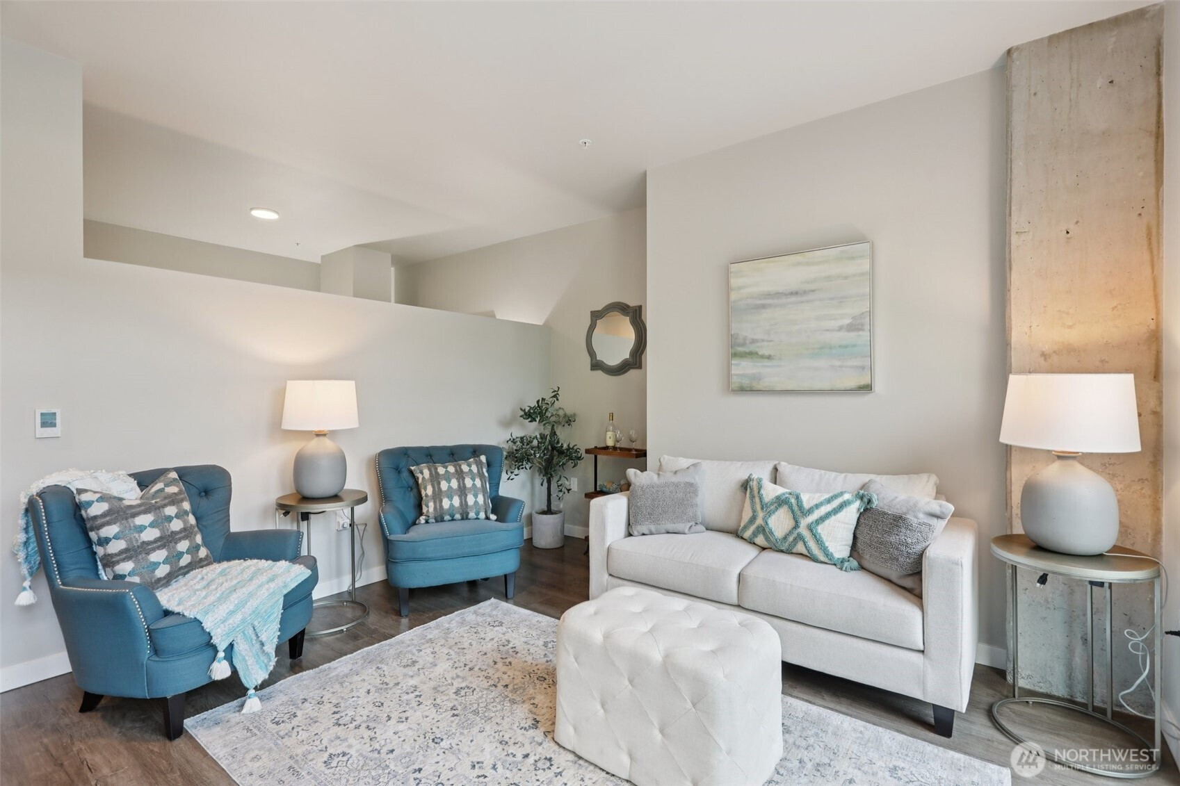 1085 103rd Avenue NE, Bellevue, WA 98004