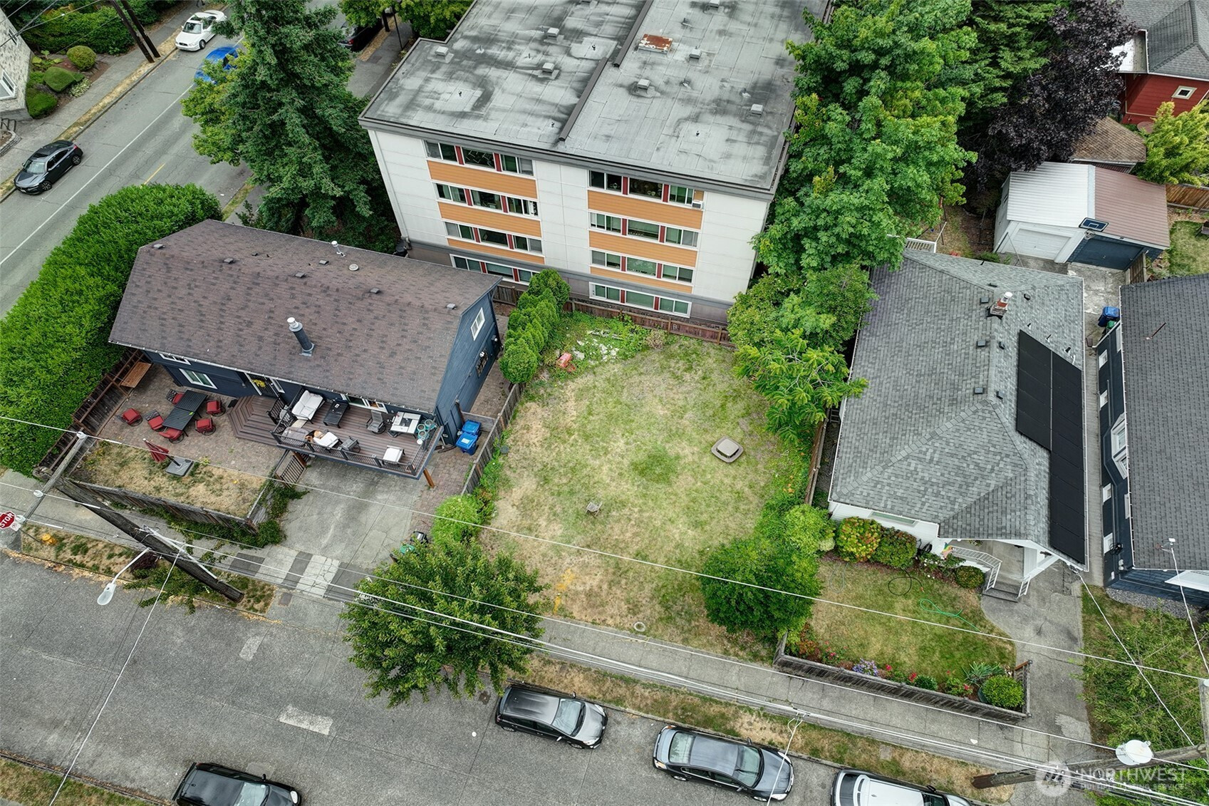 6340 4th Avenue NE, Seattle, WA 98115