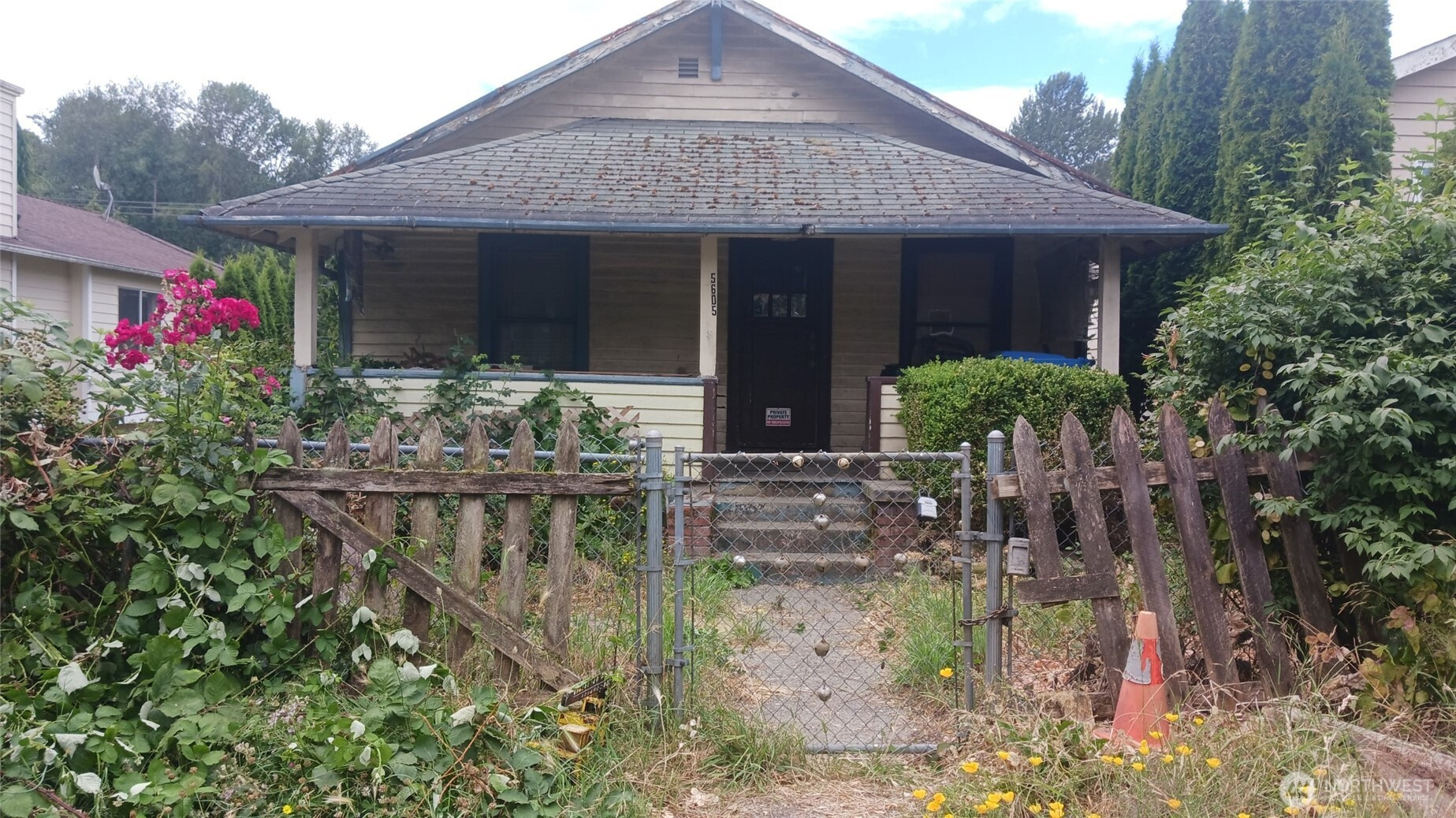 5605 25th Avenue SW, Seattle, WA 98106