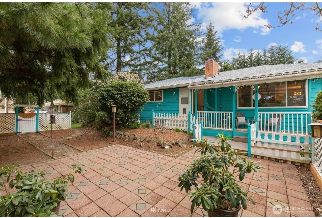 17221 36th Avenue W, Lynnwood, WA 98037