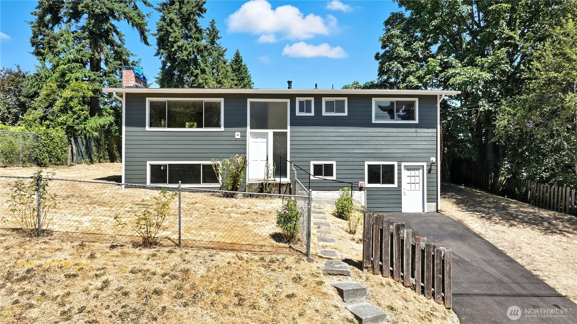 2927 203rd Street SW, Lynnwood, WA 98036