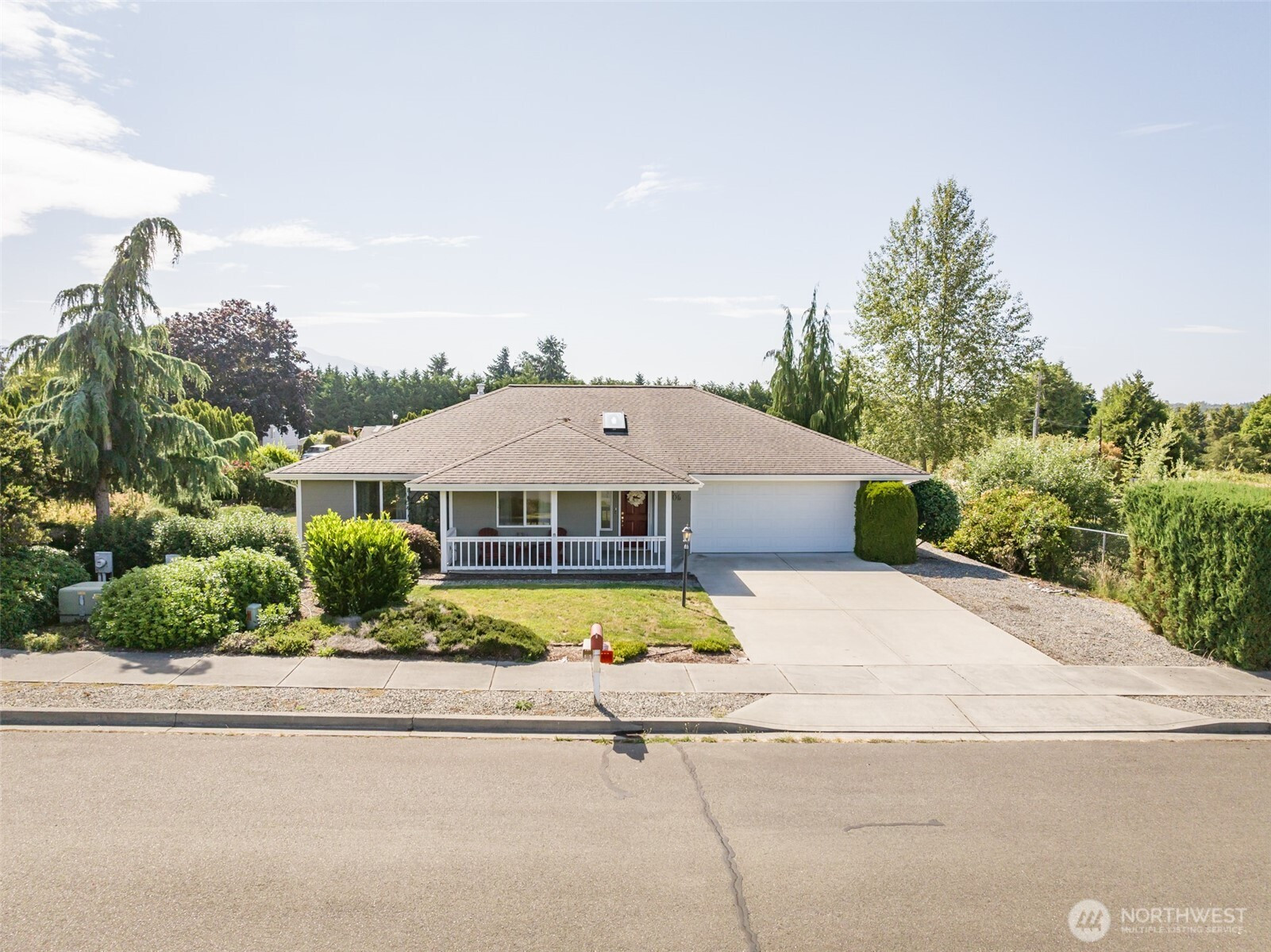 805 Oak Tree Ridge, Sequim, WA 98382