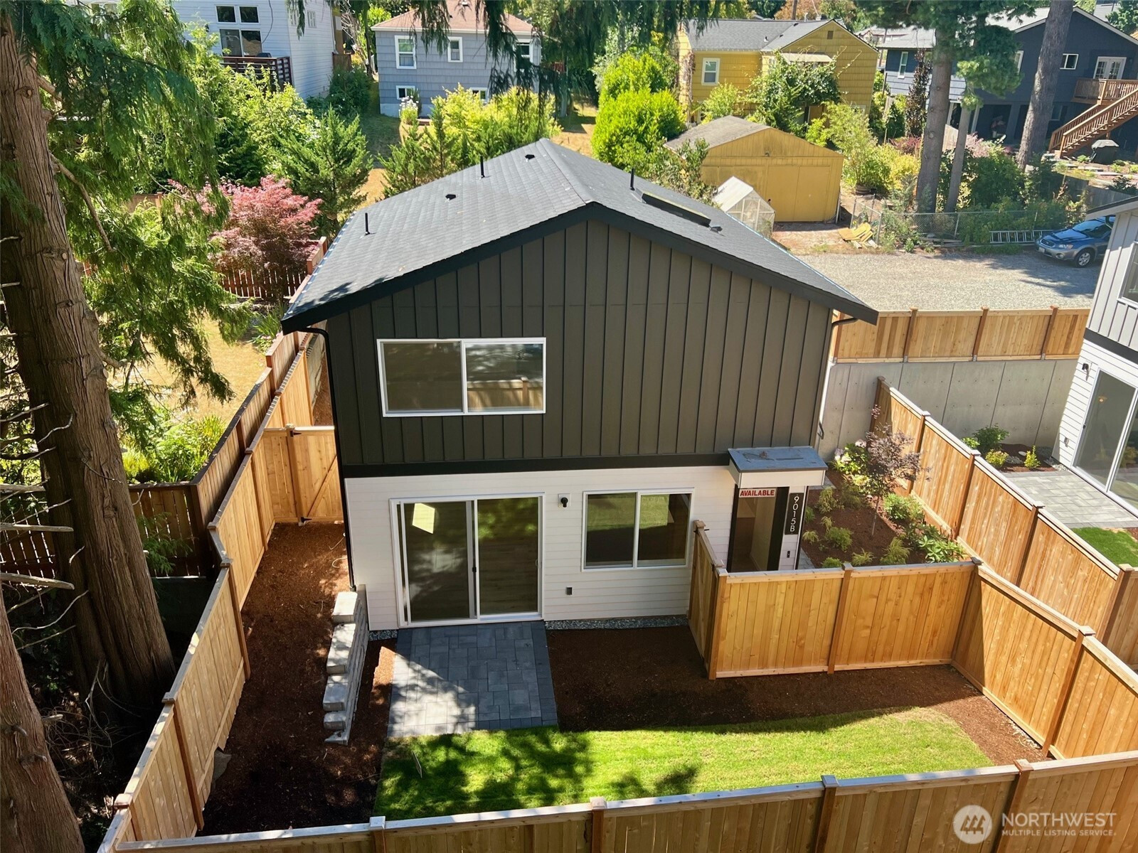 9015 Dibble Avenue NW, Seattle, WA 98117