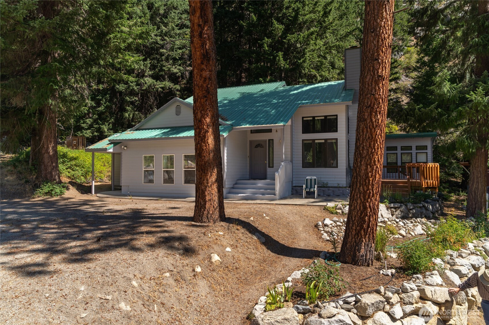 17976 Entiat River Road, Entiat, WA 98822