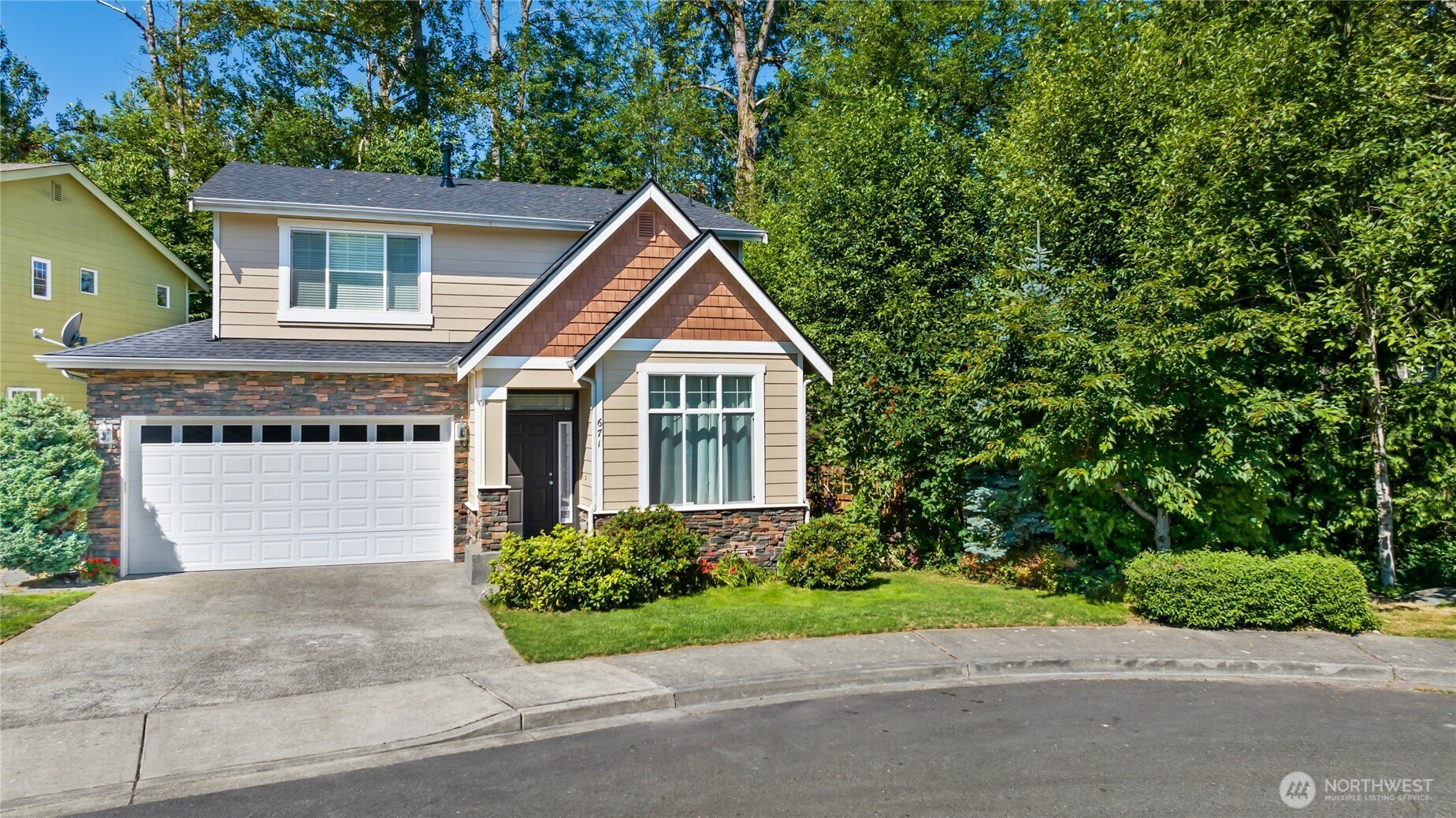 671 Vashon Place NE, Renton, WA 98059