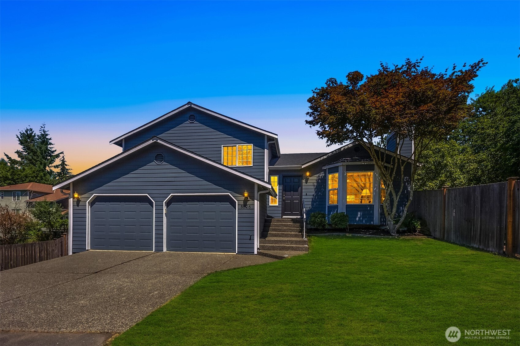 8826 NE 152nd Street, Kenmore, WA 98028