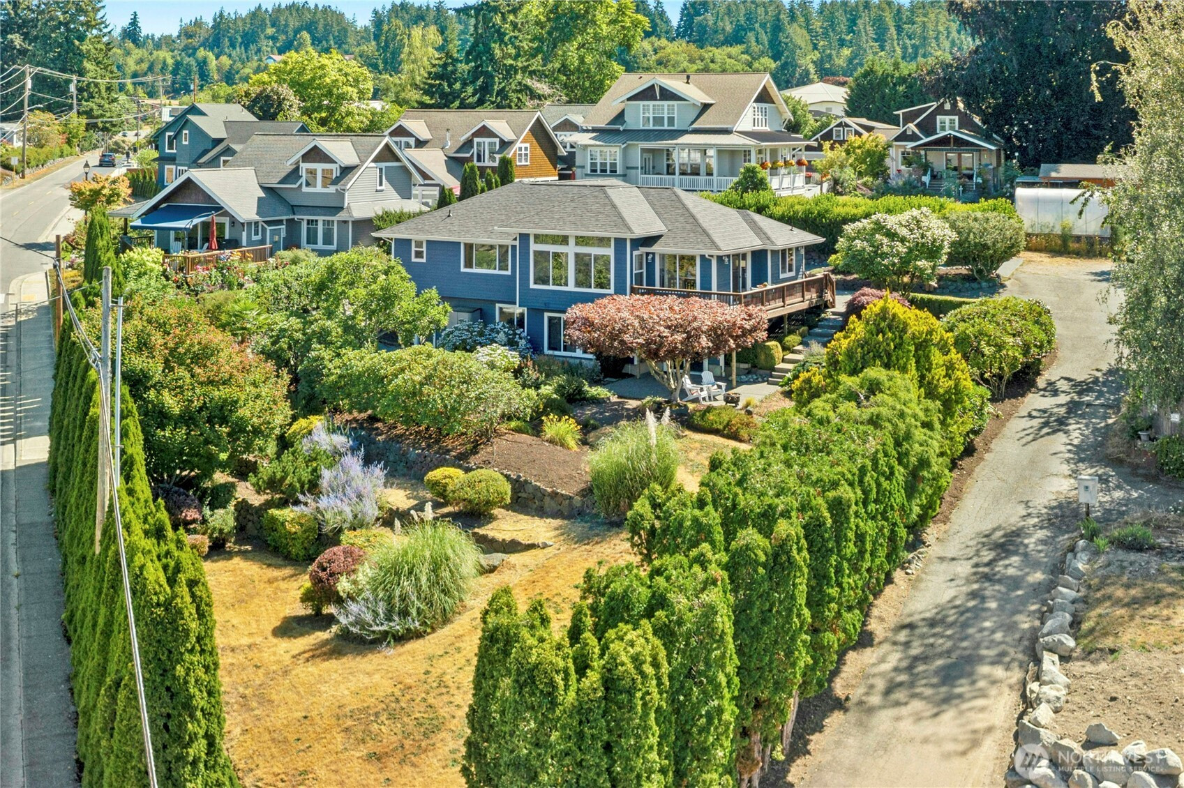 493 NE Lincoln Road, Poulsbo, WA 98370