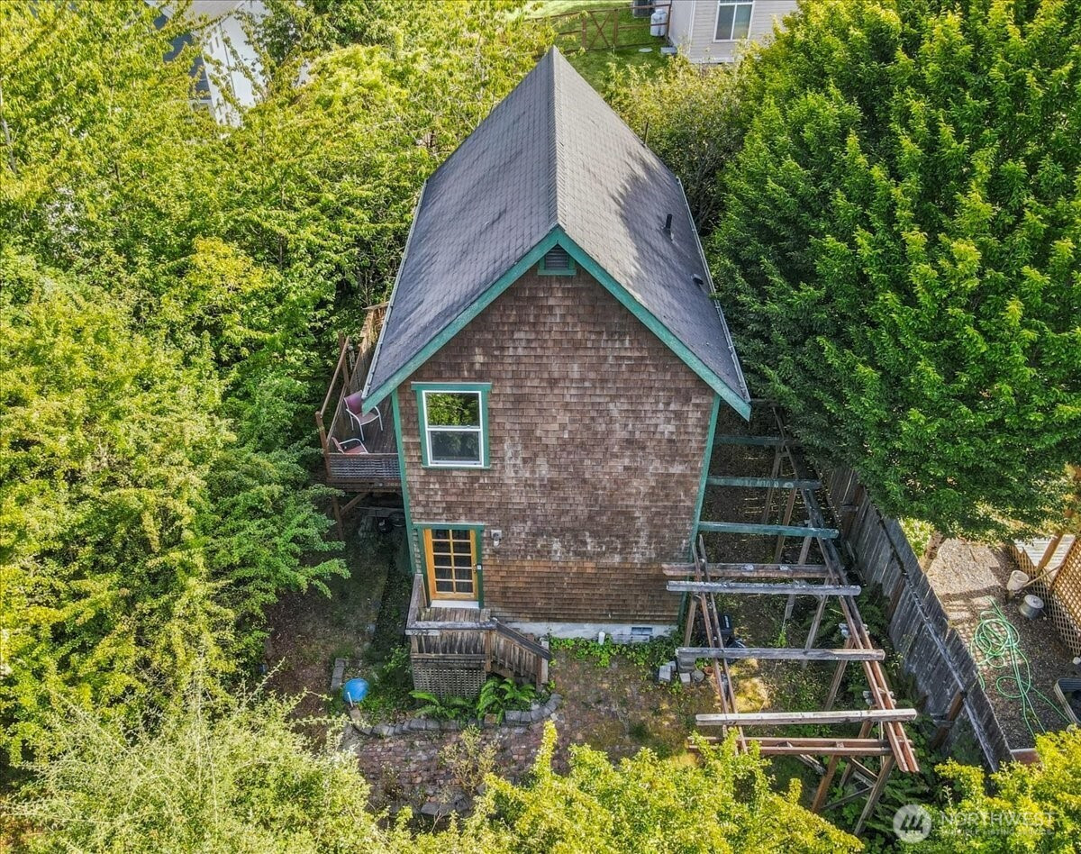9774 NE Kitsap Street, Bainbridge Island, WA 98110