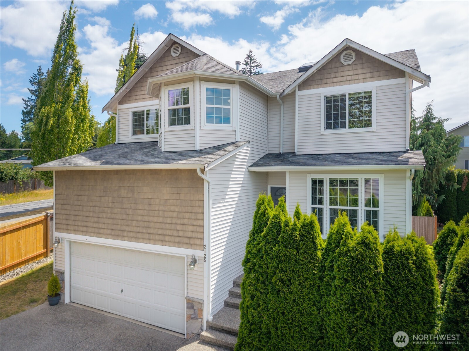2125 150th Place SW, Lynnwood, WA 98087