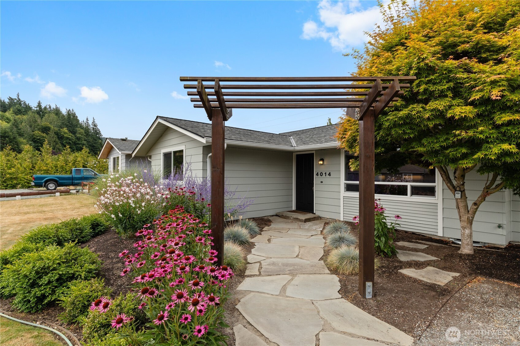 4014 Commercial Avenue, Anacortes, WA 98221