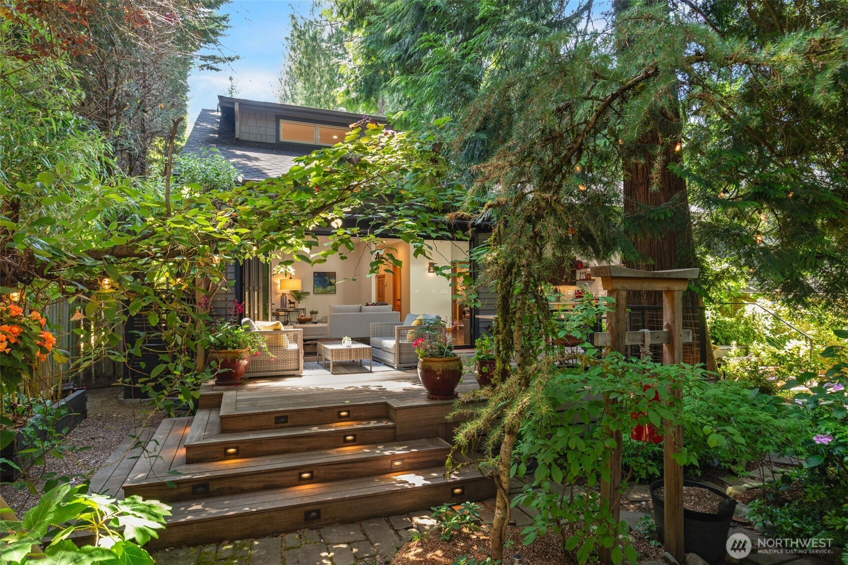 12518 NE 65th Street, Kirkland, WA 98033