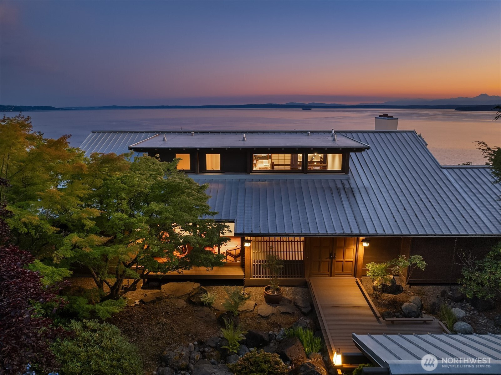 18419 17th Avenue NW, Shoreline, WA 98177