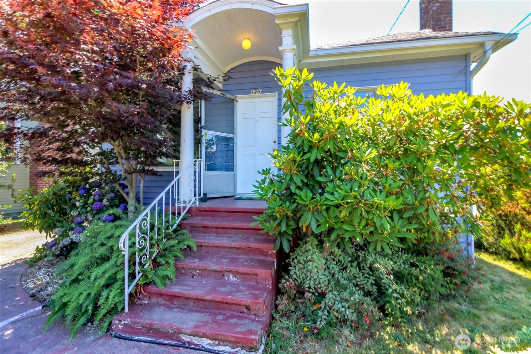 125 N 74th Street, Seattle, WA 98103
