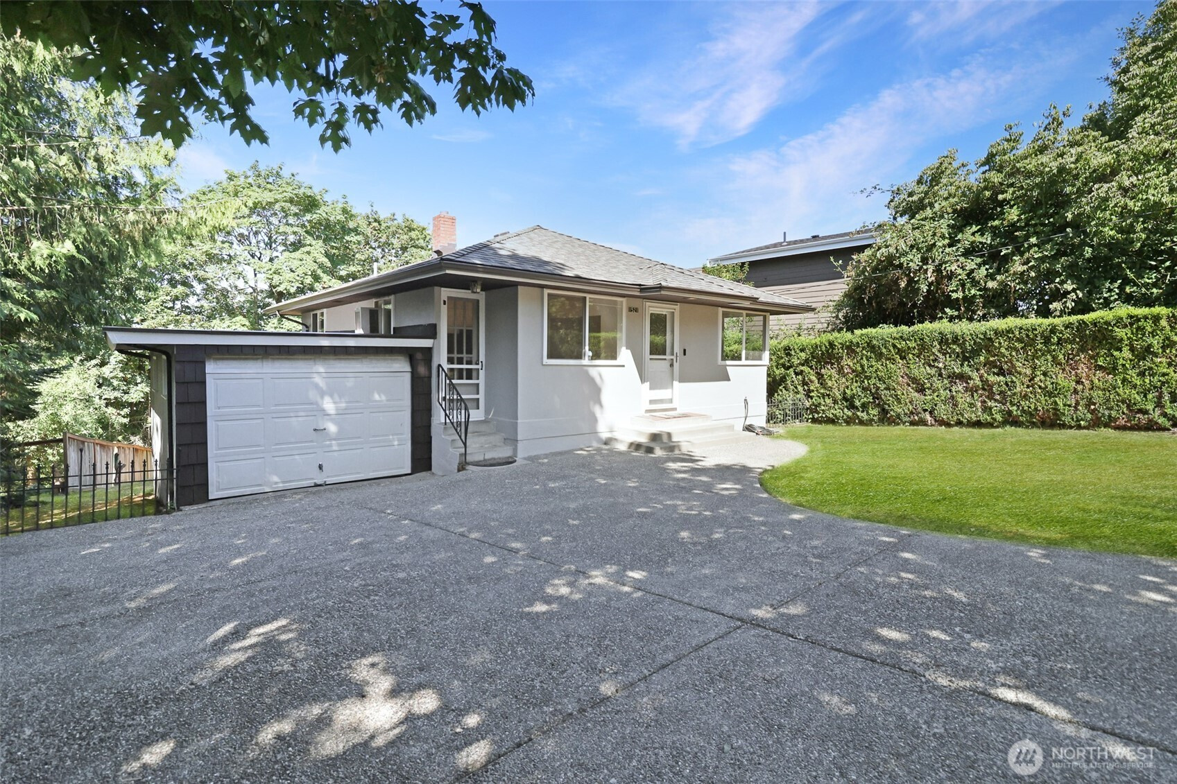 1521 Lake Avenue S, Renton, WA 98055