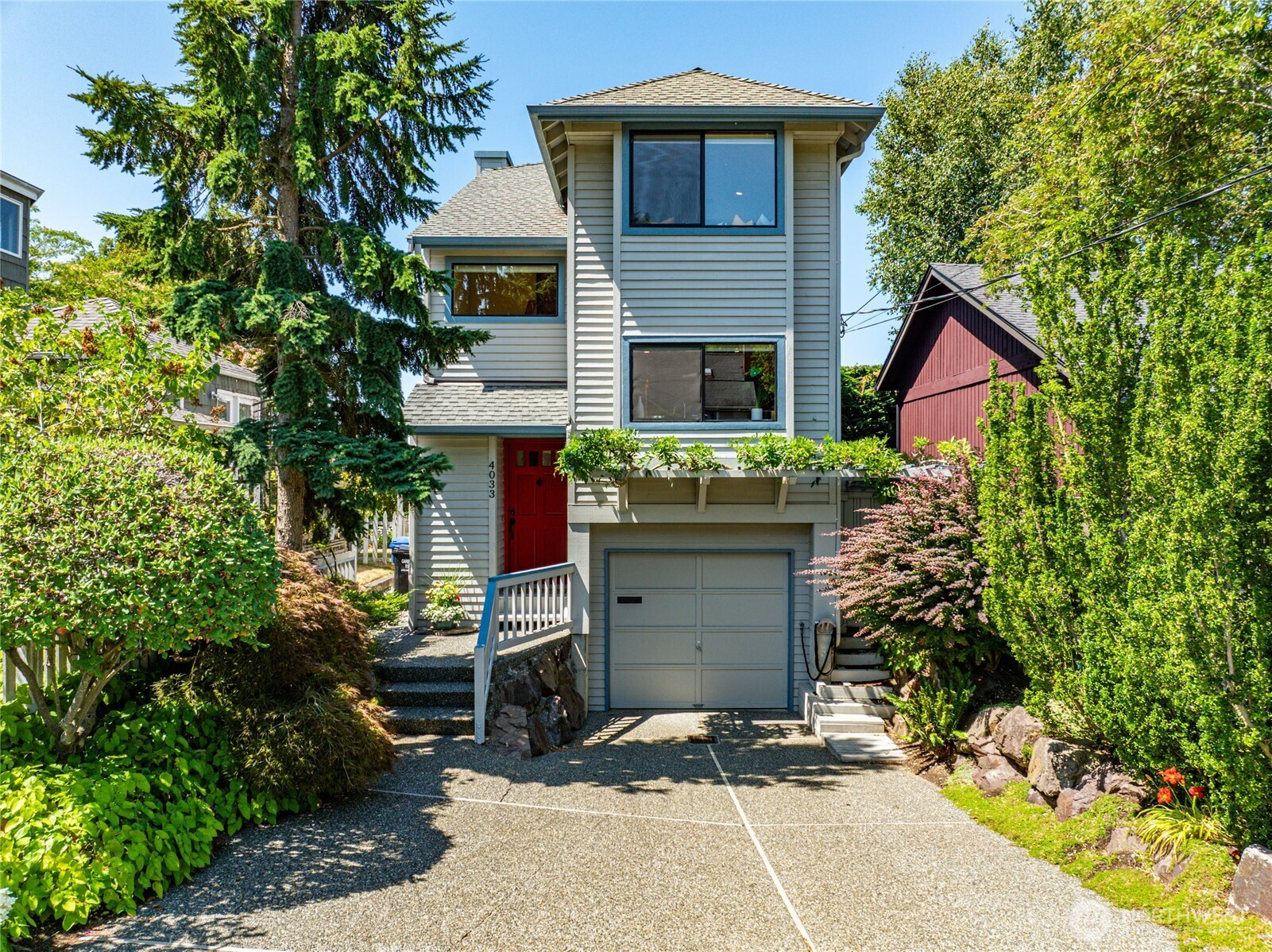 4033 55th Avenue SW, Seattle, WA 98116