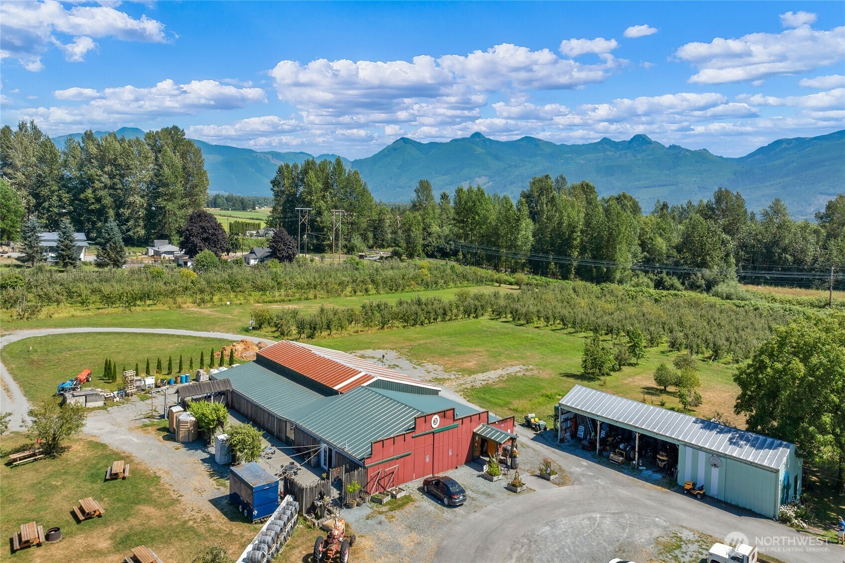 8233 Sims Rd, Sedro Woolley, WA 98284
