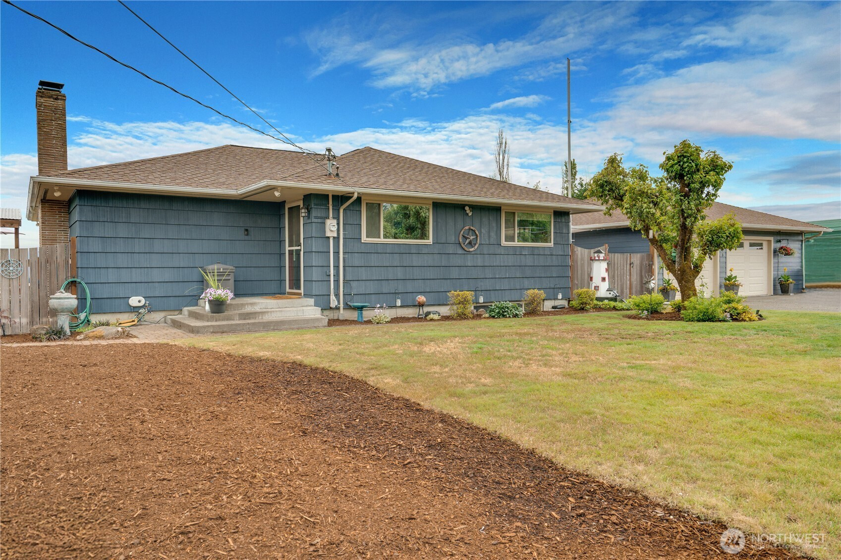8603 Woodland Avenue E, Puyallup, WA 98371